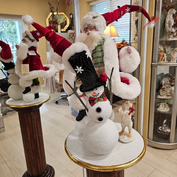 Mark Roberts Santa Building a Snowman, 22" - Picture 3 of 12